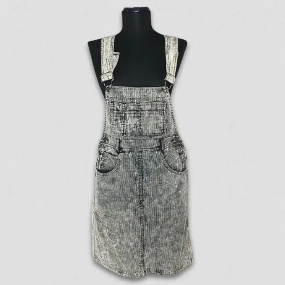 90s overalls dress 90's Denim overall plus size dress – Vida Antigua Collective main image 0